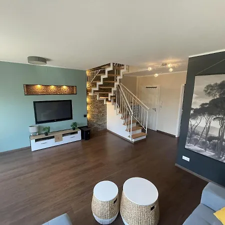 Moderne Maisonette - Altstadt Fusslaeufig - Parkplatz アパート
