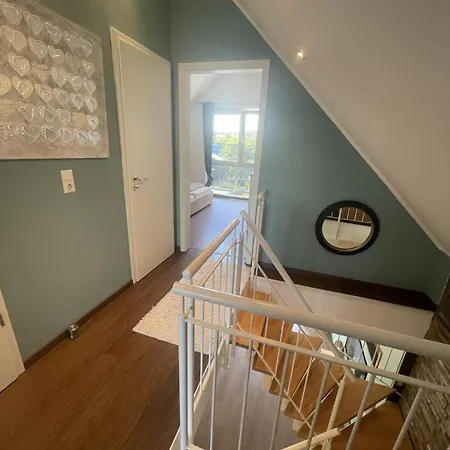 Moderne Maisonette - Altstadt Fusslaeufig - Parkplatz アパート *