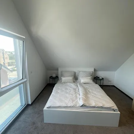 Moderne Maisonette - Altstadt Fusslaeufig - Parkplatz